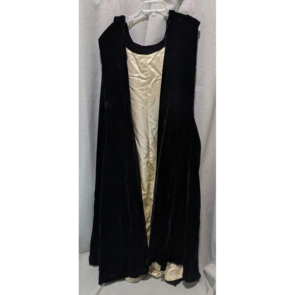 Velvet Hooded Cloak Unisex OS Black Fair Gothic Costume Cape